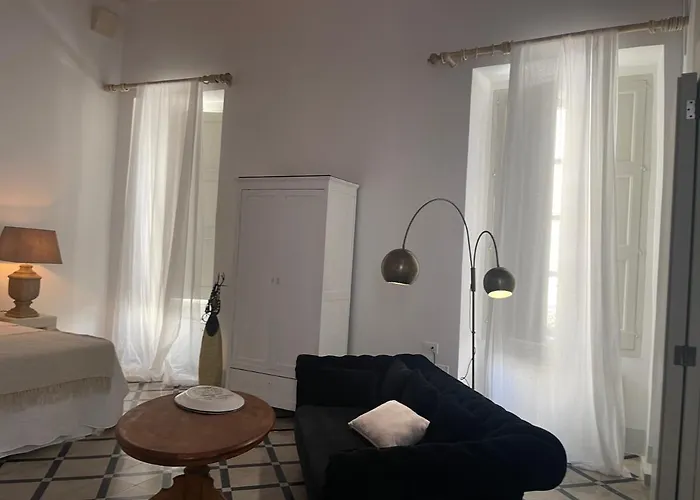 מלון Palazzo Nur 3*